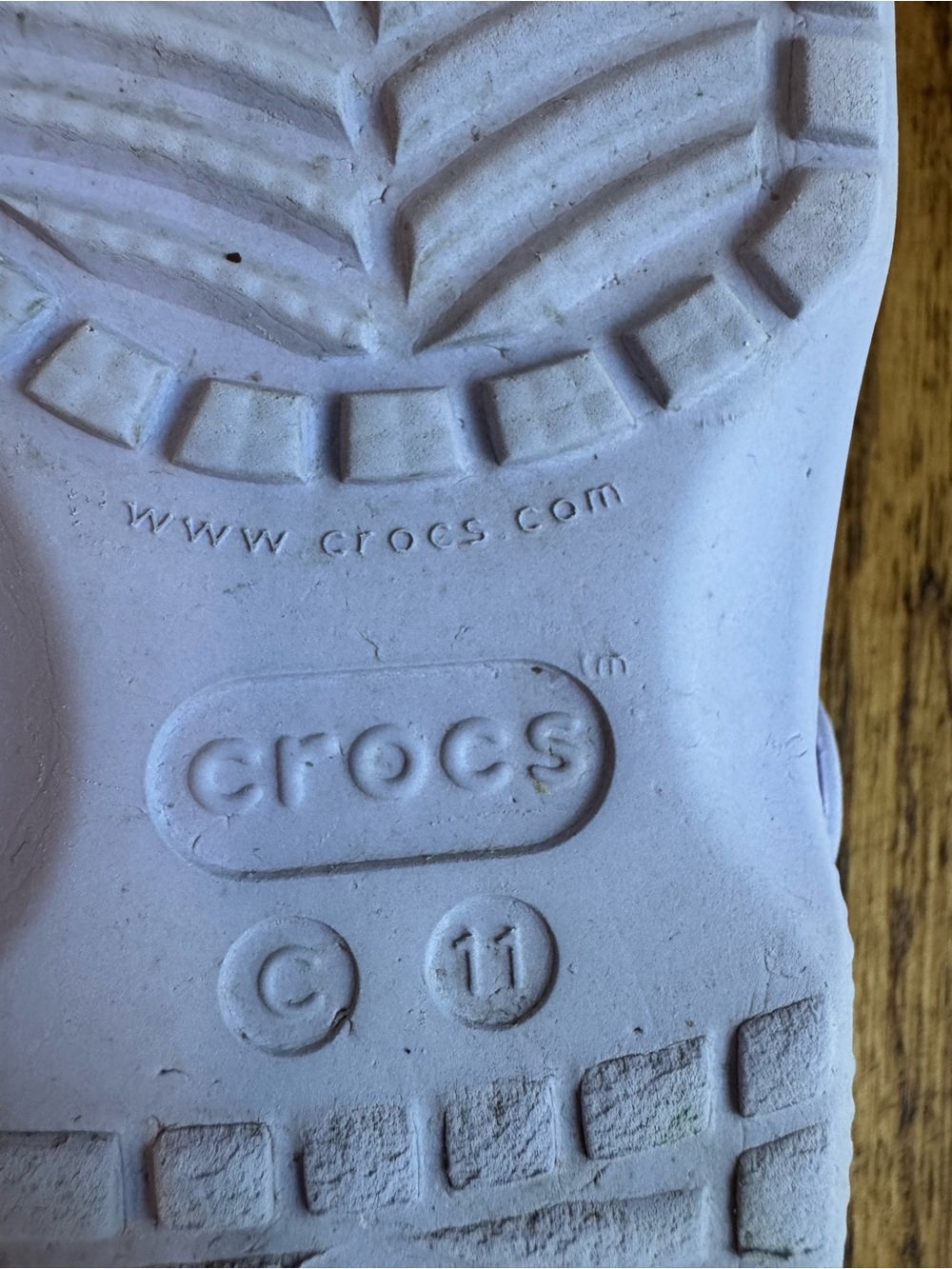 Girls Light Purple CROCS Size 11 Toddler - Picture 6 of 6